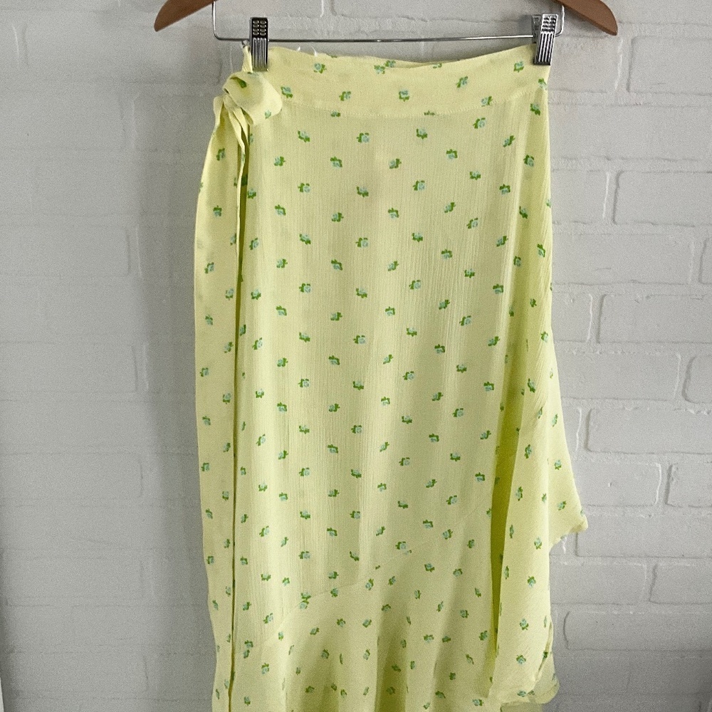 Faithfull the Brand Aubrie Wrap Skirt Asymmetrical Ruffle Bisse Floral Resort L - Picture 6 of 10